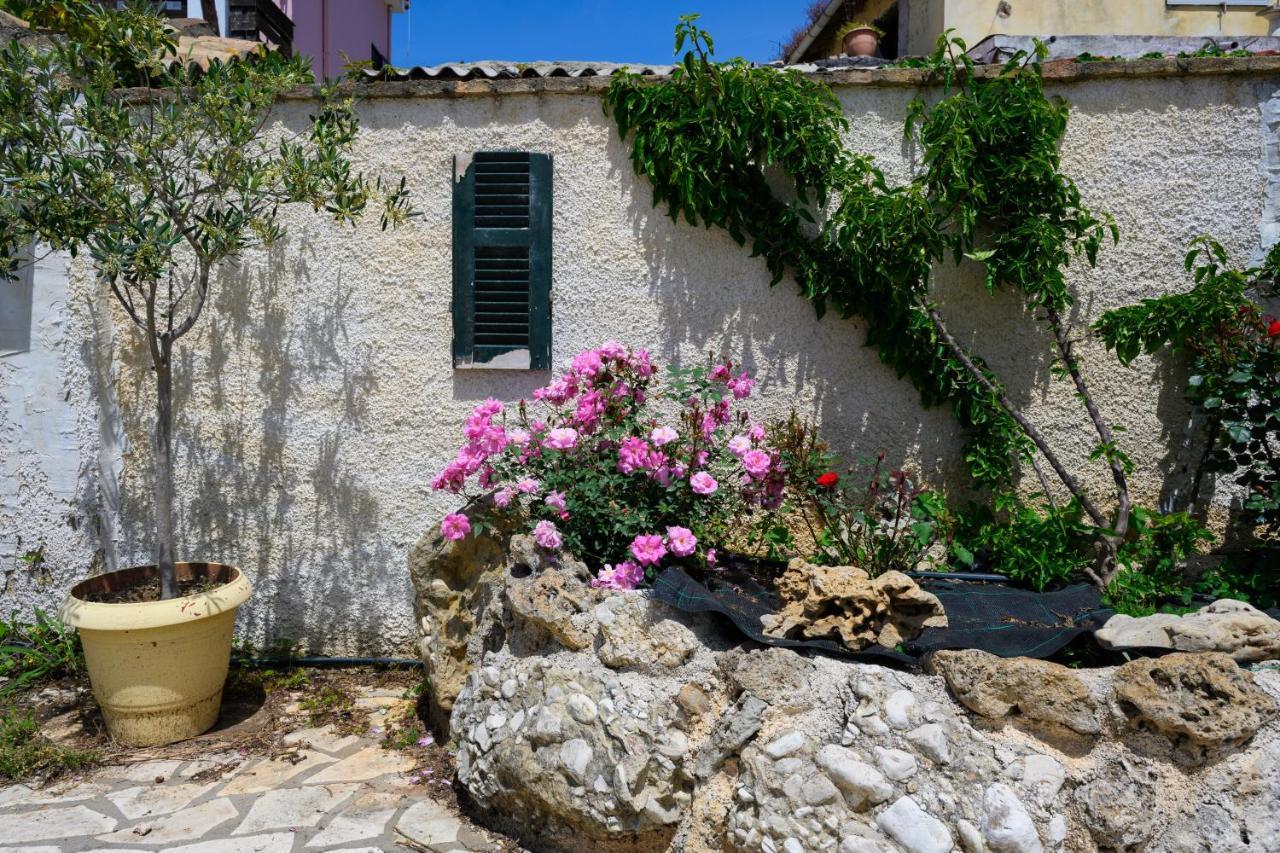 Harmony Corfu Apartments & Studios Exterior photo